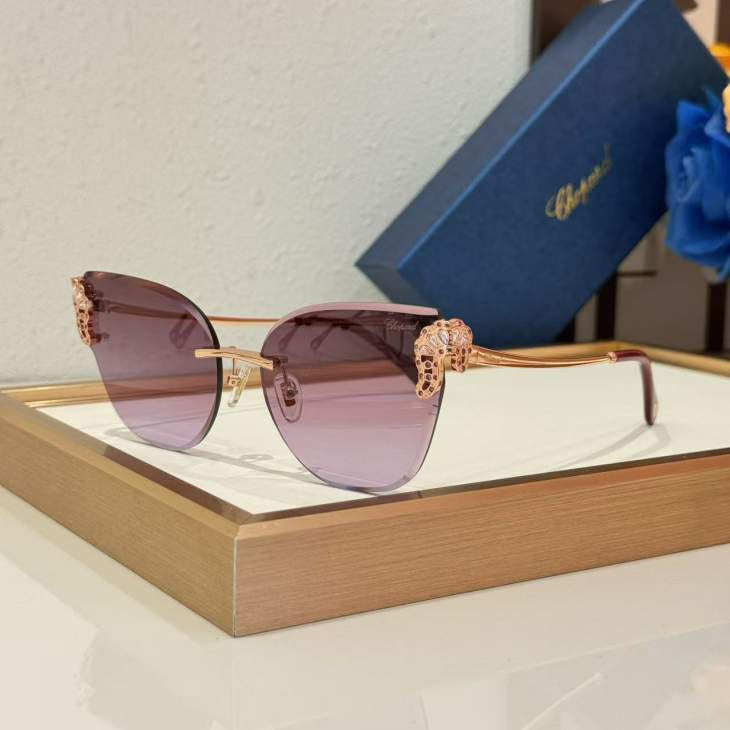 Picture of Chopard Sunglasses _SKUfw74405244fw